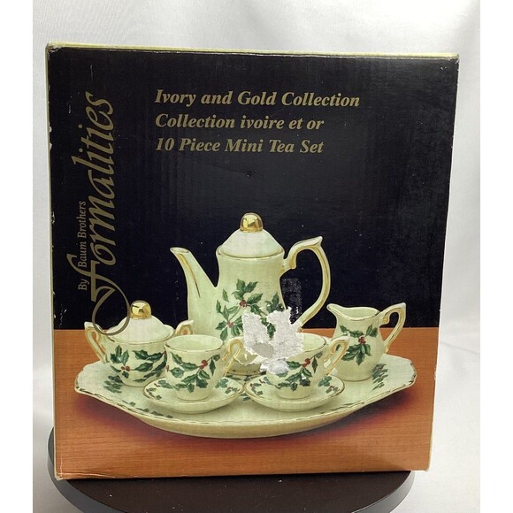 Tea Set Holly Christmas Design MINIATURE Vintage Formalities by Baum Bros - Picture 3 of 10